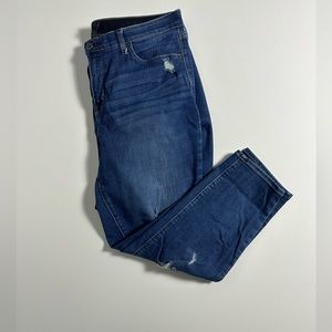 Torrid Sky High Skinny Crop 12666859 18